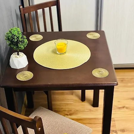 Apartment S&s Studio At Ground Floor Town !!! Parcare La Locatie !! *